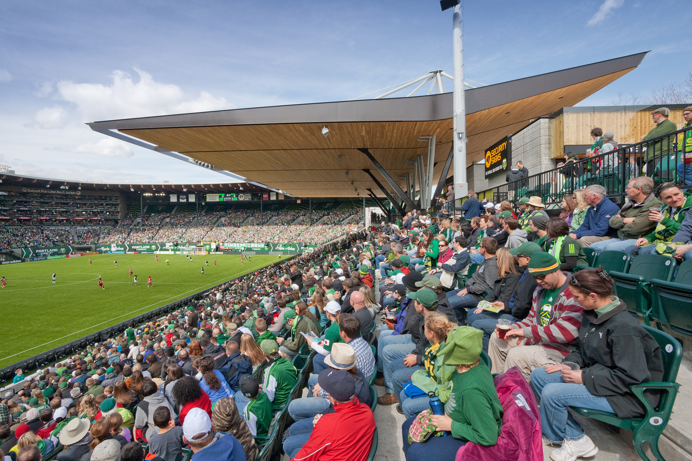 85_JeldWen Field075[1].jpg